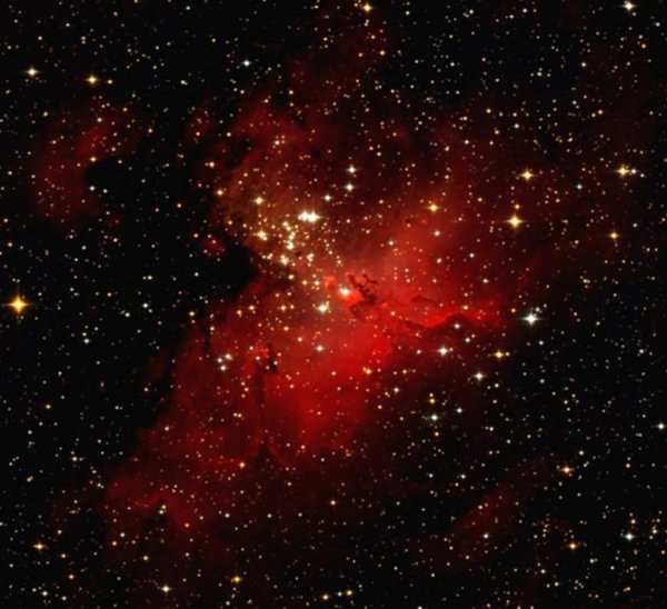 Завършваме с две снимки на родната обсерватория Рожен. Нашите учени го&nbsp;заслужават, а това на снимката е&nbsp;дифузната мъглявина Орел - M16 в Змия. Снимка: НАО Рожен