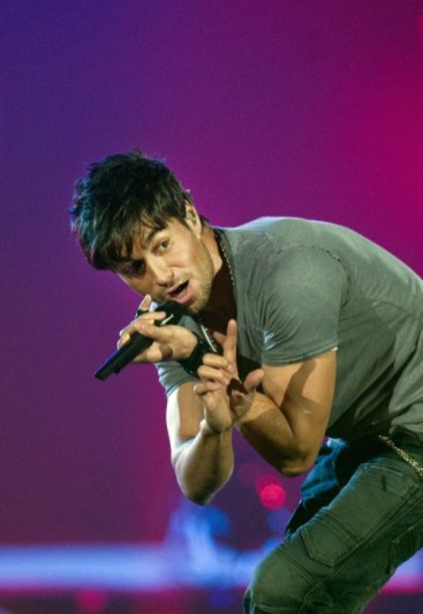 Испанският певец Енрике Иглесиас по време на концерт в Ротердам, Холандия. Снимка: БТА
