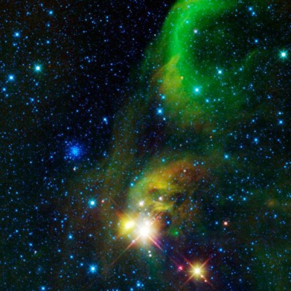 Мъглявината NGC 6729. Снимка: NASA/JPL-Caltech/UCLA