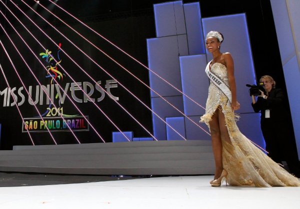 Мис Вселена Лейла Лопес. Снимка: Reuters