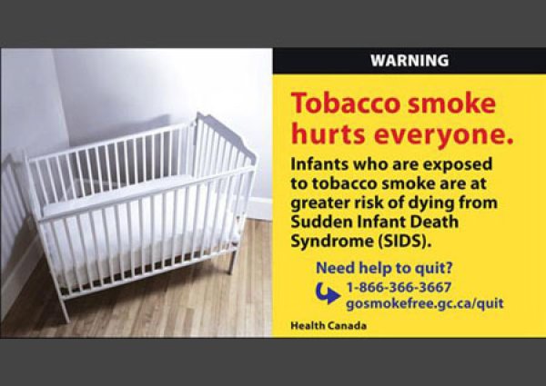 Цигареният дим вреди на всички. Бебетата, които вдишват този дим, по-често от другите рискуват за загинат от синдрома на внезапната детска смърт.
Изображение: hc-sc.gc.ca