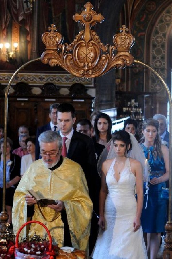 25.07.2010 Едно от най-щастливите събития в личния живот на президента &ndash; синът му Владимир Първанов и Цветанка Гълъбова се венчаха в храма "Свети Седмочисленици" в София. Снимка: Булфото