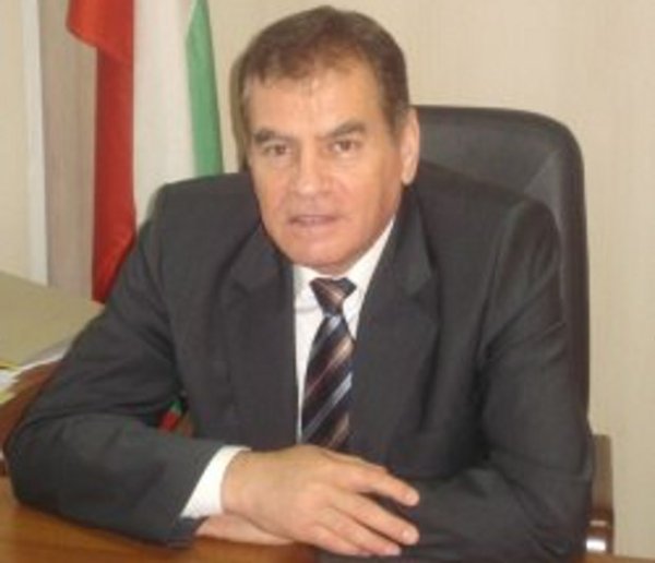 Областният управител на Пазарджик се оказа с по-голям бонус от колега си в Пловдив. Дончо Баксанов е прибрал 1 475 лв.