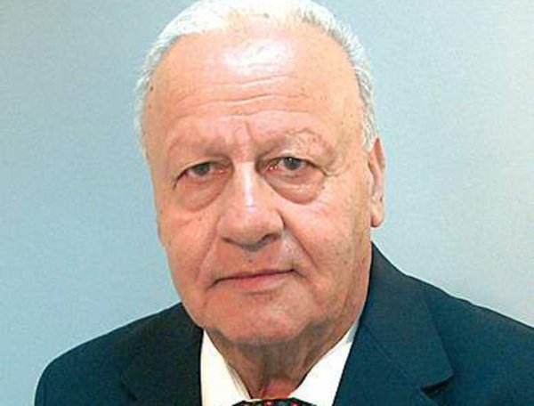 Още по-скромен от Узунова е  колегата й в Смолян. Стефан Стайков е взел само 180 лева.