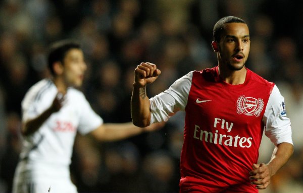 Бързоногото крило на "Арсенал" Тео Уолкот (Англия) Снимка: Reuters