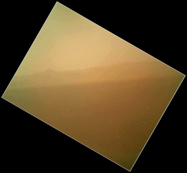 Първият цветен пейзаж от Марс, заснет от Curiosity. Снимка: NASA/Reuters