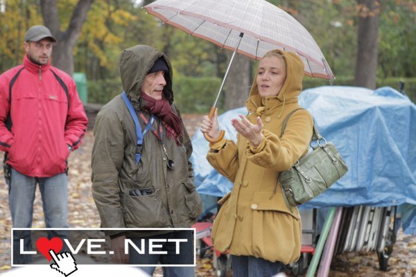 С оператора Емил Христов по време на снимките на Love,net. Снимка: Личен архив