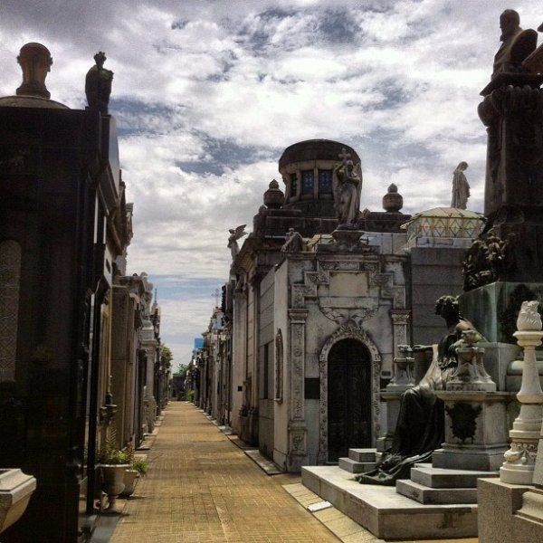 Гробницата "Recoleta Cemetery" в Буенос Айрес, Аржентина Снимка: личен архив