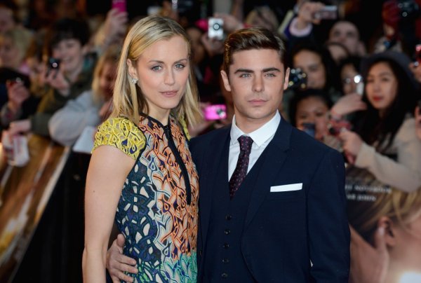 Зак Ефрон и Тейлър Шилинг - $60 милиона (САЩ). Това е филм, базиран отново на роман от Никълъс Спаркс. &bdquo;Талисманът&ldquo; е филм за военен в Ирак, който търси момиче от снимка, което според него му е донесло късмет по време на войната. Снимка: Getty Images/Guliver Photos