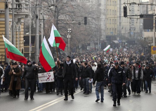 Протестиращи срещу сметките на тока в София. Снимка: Булфото