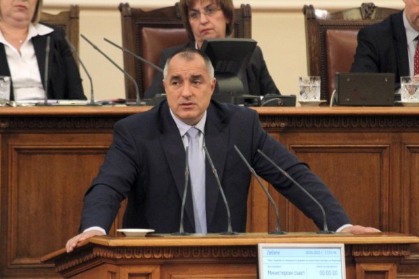 В пленарна зала. Премиерът не винаги намираше време да се появява в парламента и доста честите му отсъствия не оставаха незабелязани от опозицията. Снимка: Булфото