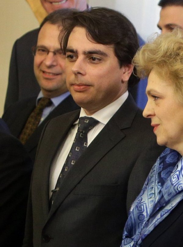 Асен Василев, министър на икономиката, енергетиката и туризма Снимка: БТА