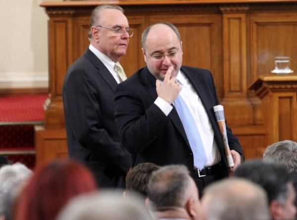 Юнал Лютви и Четик Казак. Снимка: БТА