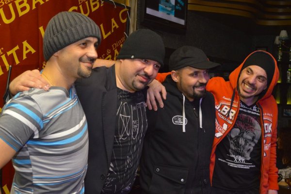 Четиримата се събраха. Открийте разликите. Снимка: ICreative events