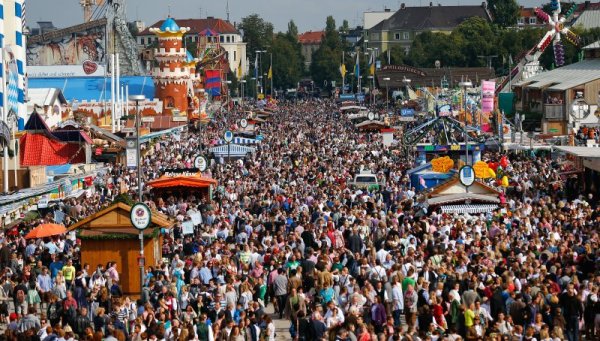 Рекордът по посещаемост не бе подобрен. Снимка: Reuters