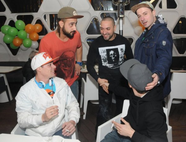 Играта с колеги. Снимка: Булфото