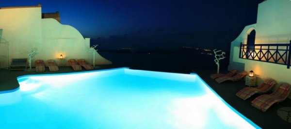 Снимка: astartesuites.gr