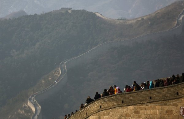 Мит е, че Великата китайска стена е единственият обект, построен от хората, който се вижда от Космоса. Всъщност тя не се вижда. Снимка: Reuters