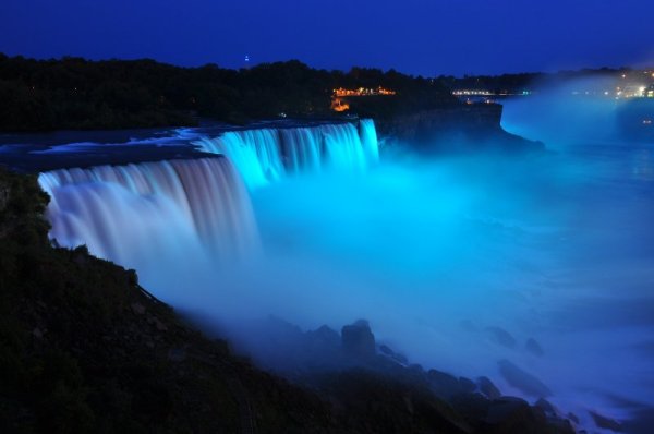 Ниагарският водопад &ndash; водната приказка в Северна Америка. Снимка: Getty images/gulliver photos