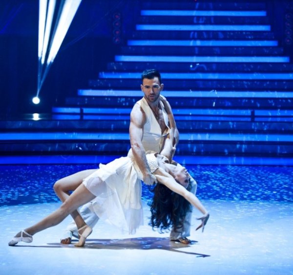 Снимки: Dancing Stars