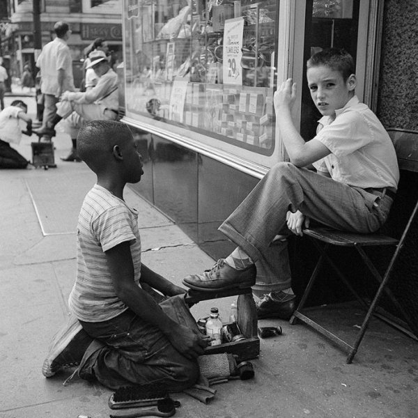 Снимка: vivianmaier.com