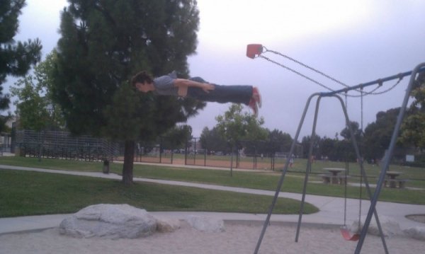 Нещо като Супермен... Снимка: blogspot