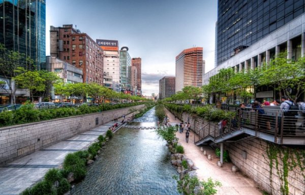 Така изглежда същото място в Сеул през 2013 година. Снимка: bomanta