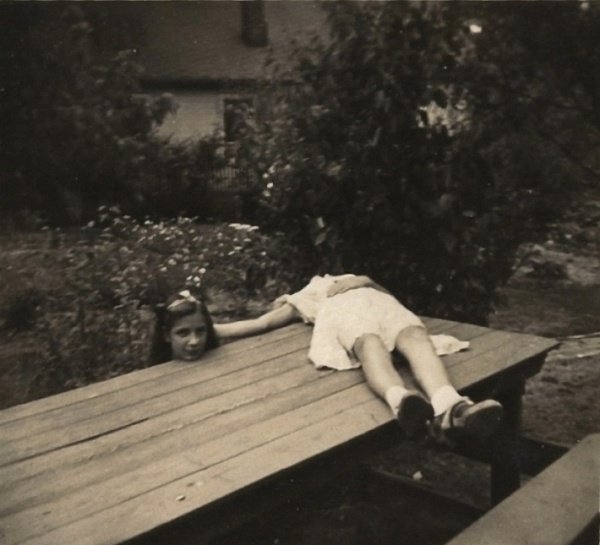 Опит за страшна илюзия през 1920 година. Снимка: tumblr