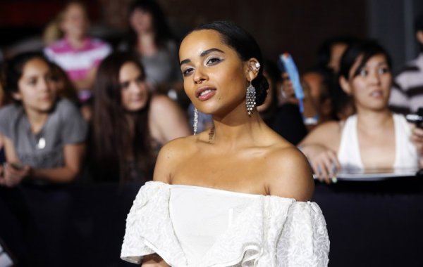 Зоуи Кравиц, дъщеря на Лени Кравиц, е тръгнала по актьорския път. Снимка: Reuters