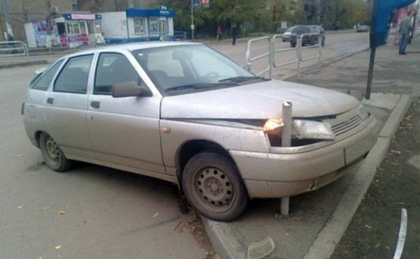 А как ли колчето е излязло през фара? Снимка: kaifolog