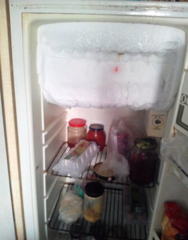 Хладилник с неизползваема камера. Снимка: kaifolog