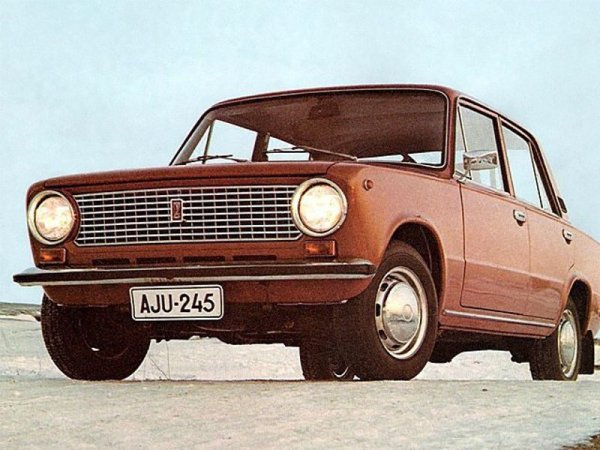 Снимка: back-in-ussr