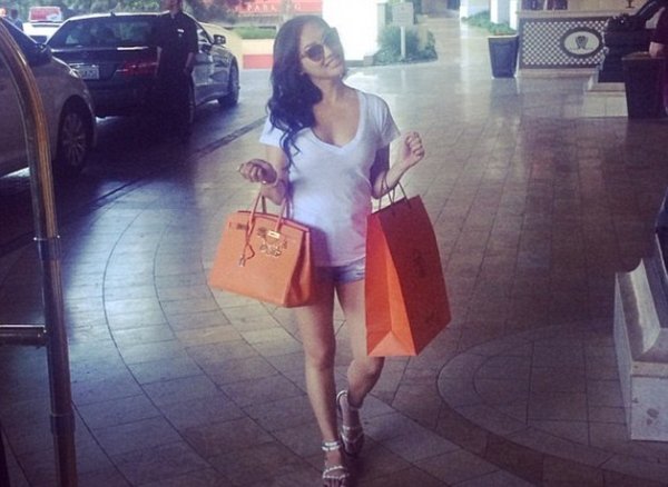 Снимка: Instagram/ dorothywang