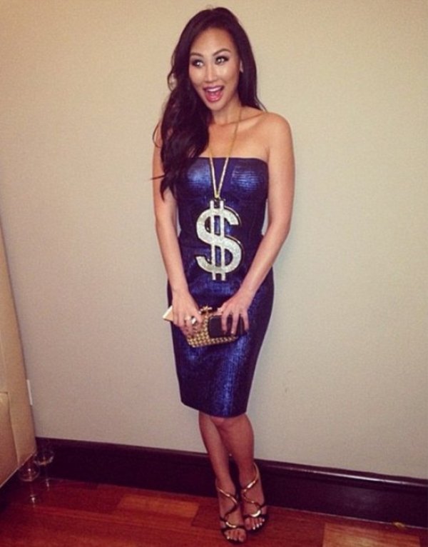 Дороти Уанг се забавлява по партита. Снимка: Instagram/ dorothywang