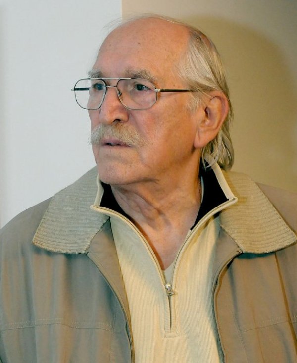 На 21 февруари си отиде големият актьор Джоко Росич. Той се е снимал в над 110 филма - български, унгарски и сръбски. Едни от най-известните филми, в които е участвал, са &quot;Осмият&quot;, &quot;Езоп&quot;, &quot;Демонът на империята&quot;, &quot;Михаил Строгов&quot;, &quot;Гоя&quot;, &quot;Антихрист&quot;, &quot;Баща ми бояджията&quot;, &quot;Иван Кондарев&quot;, &quot;Сватбите на Йоан Асен&quot;, &quot;Войната на таралежите&quot;, &quot;Камионът&quot;, &quot;Хан Аспарух&quot;, &quot;Време разделно&quot;, &quot;Под игото&quot;, &quot;Златният век&quot;, &quot;Капитан Петко войвода&quot;, &quot;Зарево над Драва&quot;.&nbsp; Снимка: Булфото