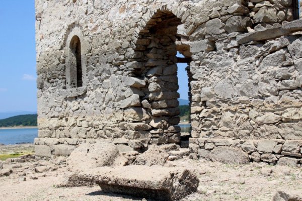 Снимка: Impact Press Group