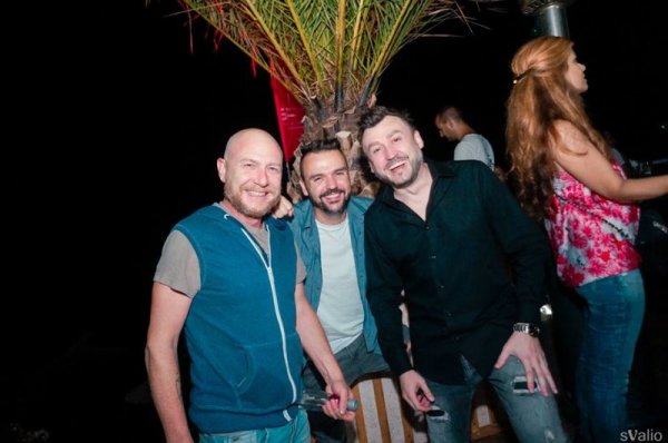 Митко Кърнев, Графа и Любо. Снимка: клуб Хасиенда бийч