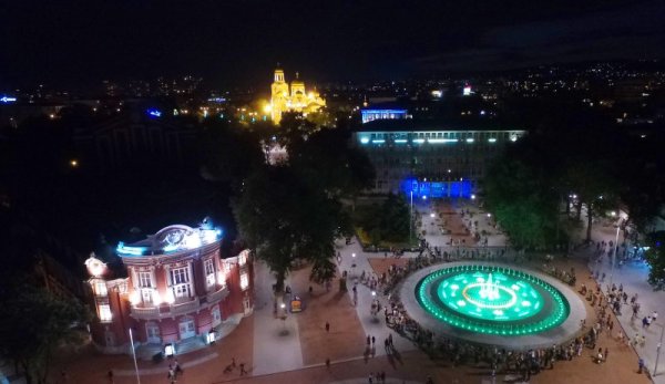 Снимка: Impact Press Group