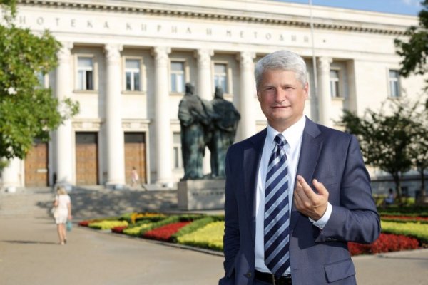 &quot;Видимо и невидимо&quot; с Калин Манолов ще продължава да разобличава популизма и митовете в икономиката. Снимка: Bulgaria ON AIR
