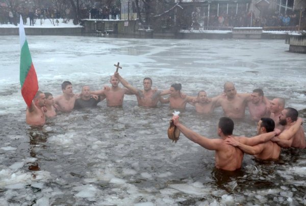 Хоро имаше и в Стара Загора. Снимка: БТА
