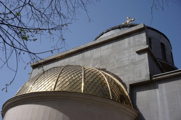 Най-новият храм във Варна пък ще се украси със нов златен купол Снимка: Булфото