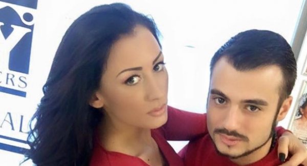 На Джена не й върви, сега и сватбата й е под въпрос. Снимка: Facebook