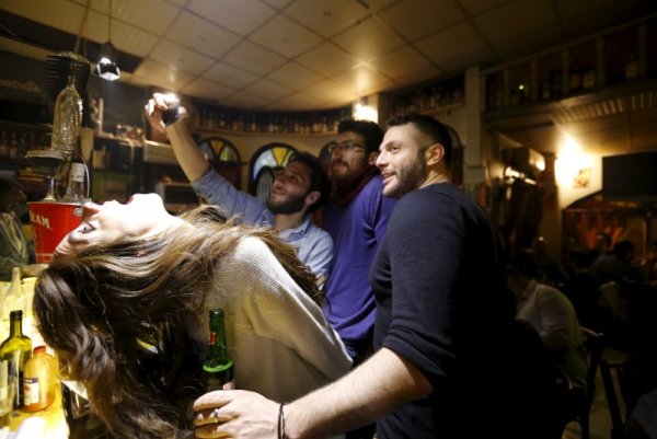 &nbsp;Във вихъра на партито.&nbsp;&nbsp;Снимка: Reuters