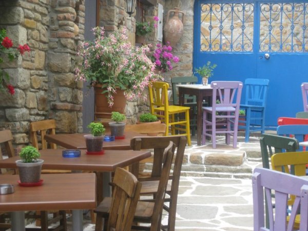 Кафене в Зейтинли. Снимка: Dnes.bg