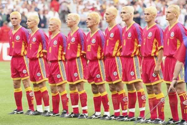 Румънски отбор, 1998 г. Снимка: Getty Images