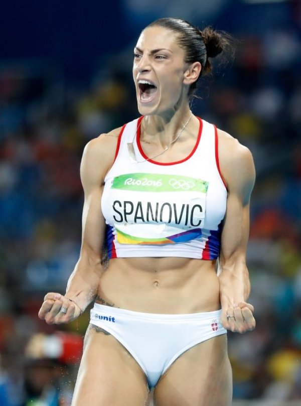 Сръбската състезателка в скока на дължина Ивана Шпарович се радва на успешен опит във финала на дисциплината на игрите в Рио. Сръбкинята спечели бронзов медал, като скочи 7.07 метра. Снимка: БТА
&nbsp;
