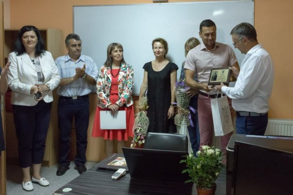 Новата компютърна зала на средно училище &bdquo;Васил Левски&ldquo; в гр. Елин Пелин, оборудвана с компютри от &bdquo;Видеолукс холдинг&rdquo;.