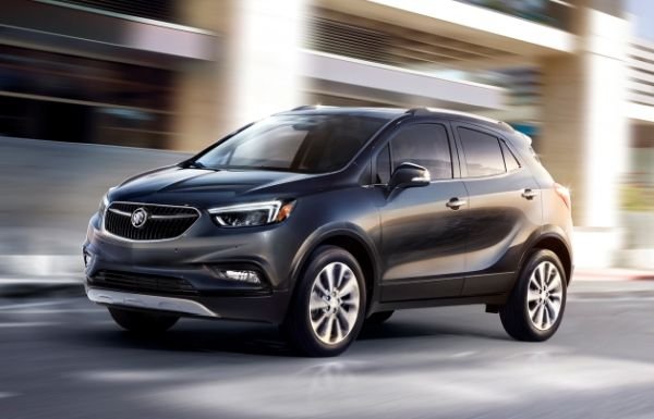 6. Buick Encore

Разход на гориво: градско &ndash; 8,71 л/100 км, извънградско &ndash; 7,13 л/100 км. Цена &ndash; от 23 895 долара. Малкият SUV, който влиза в тази класация, е оборудван с 1,4-литров бензинов двигател. Въпреки скромните си габарити, Buick Encore предлага просторен и тих салон.
Снимка: Производителят