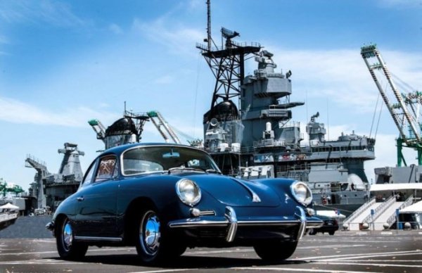 Porsche 356 от 1964 г. &ndash; 1 600 000 км

Още преди няколко десетилетия Гай Нюмарк - собственикът на старо Porsche 356, се зарича, че до края на живота си ще кара предимно само този автомобил. През 2013 г. километражът вече показва над 1 600 000 км. След като информацията за рекорда се появява в интернет, поршето е откраднато, но, за щастие, скоро е намерено и върнато на собственика му. Гай възстоновява пострадалия автомобил и отново започва да го кара. На всеки 5000 км Нюмарк прави техническо обслужване, сменя филтрите и маслото, внимателно следи за състоянието на колата, благодарение на което избягва повреди.
&nbsp;