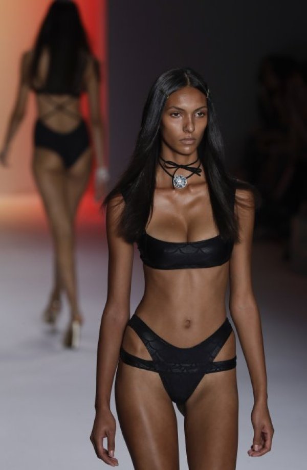 Момент от Седмицата на модата в Сао Пауло. Снимка: БТА